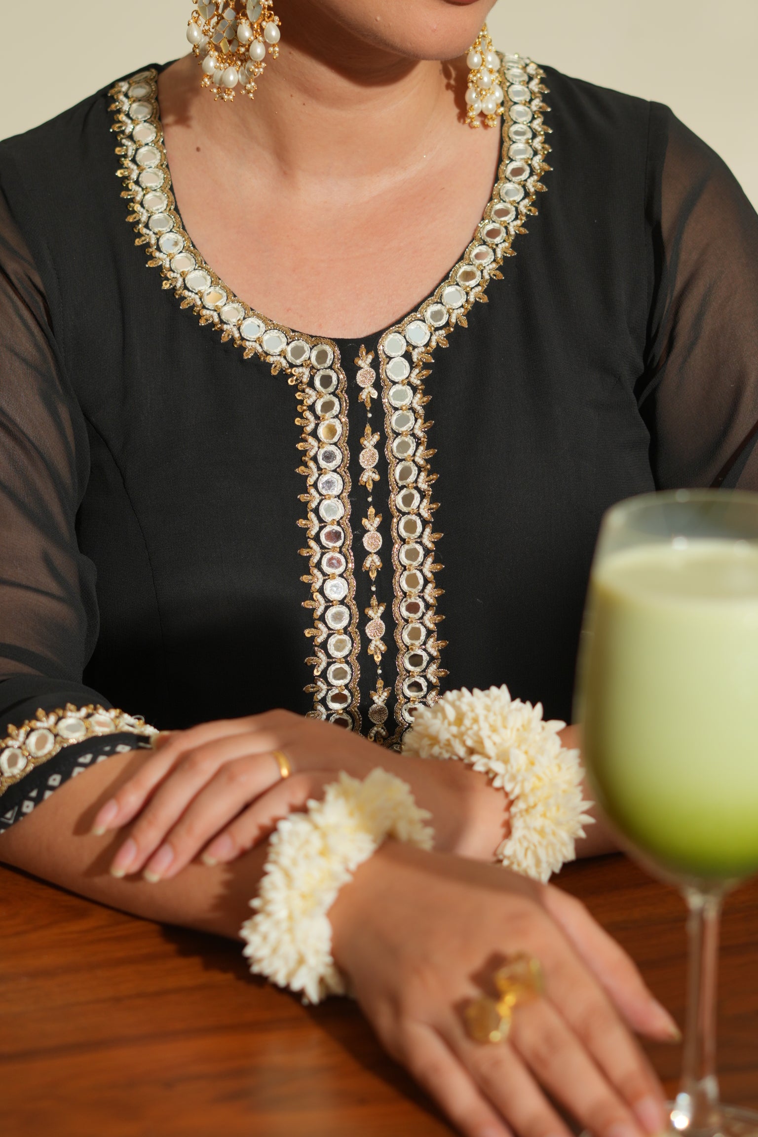 BLACK MIRROR KURTA SET