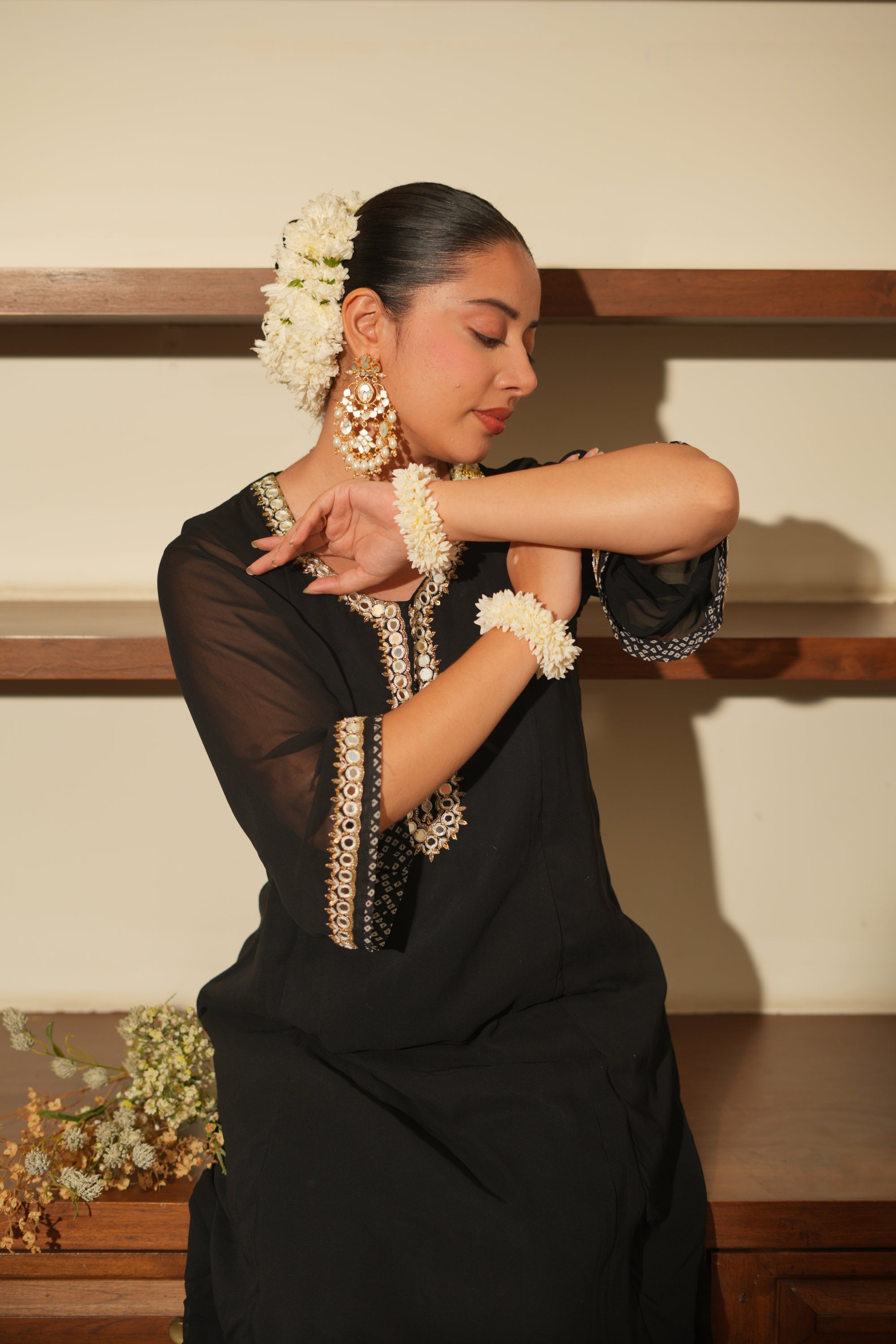 BLACK MIRROR KURTA SET