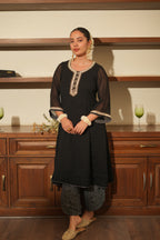 BLACK MIRROR KURTA SET