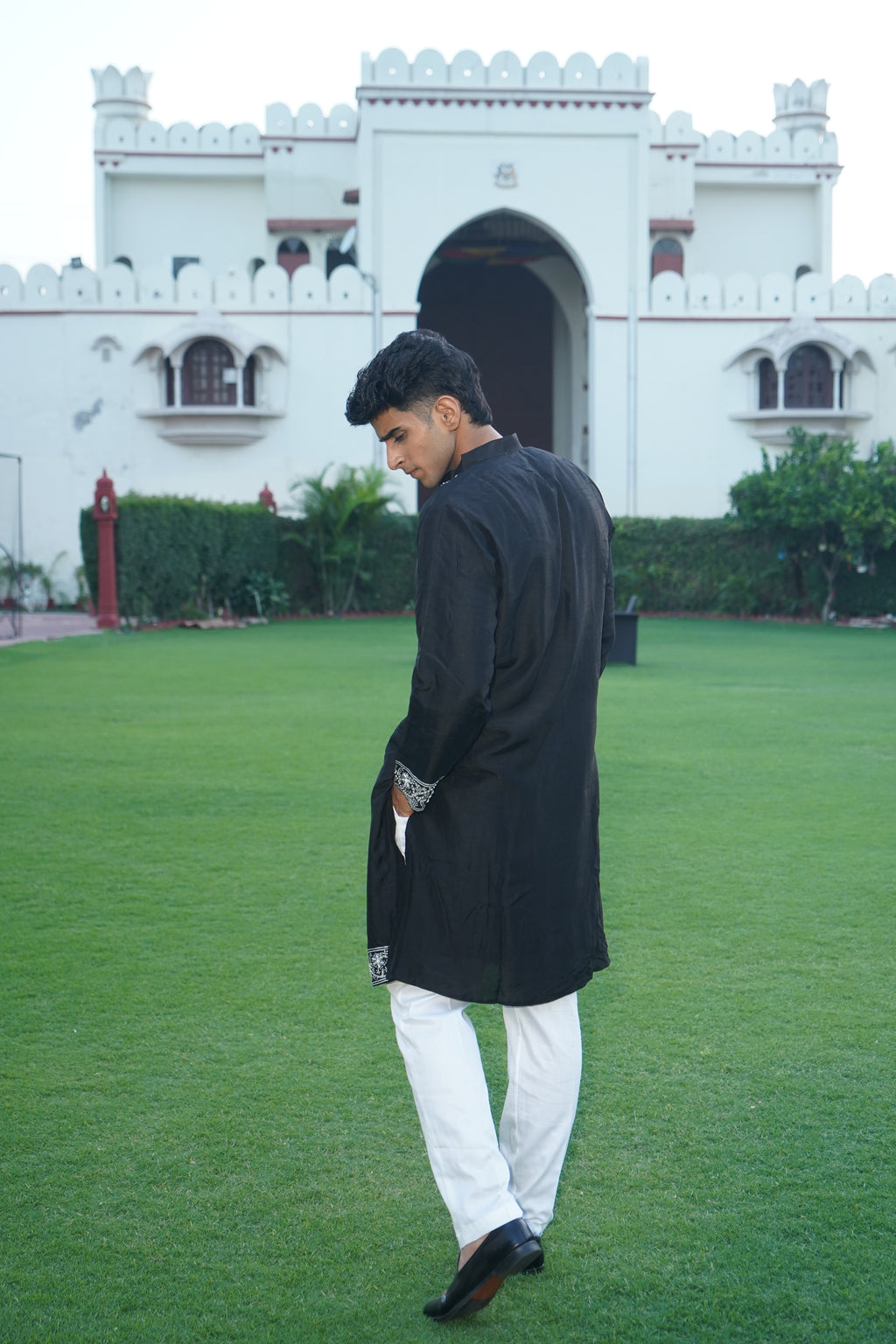 BLOOMING BLACK KURTA SET