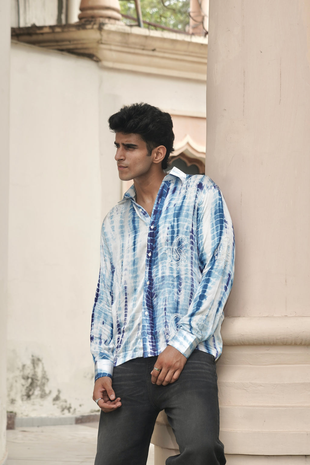 INDIGO TIE DYE SHIRT