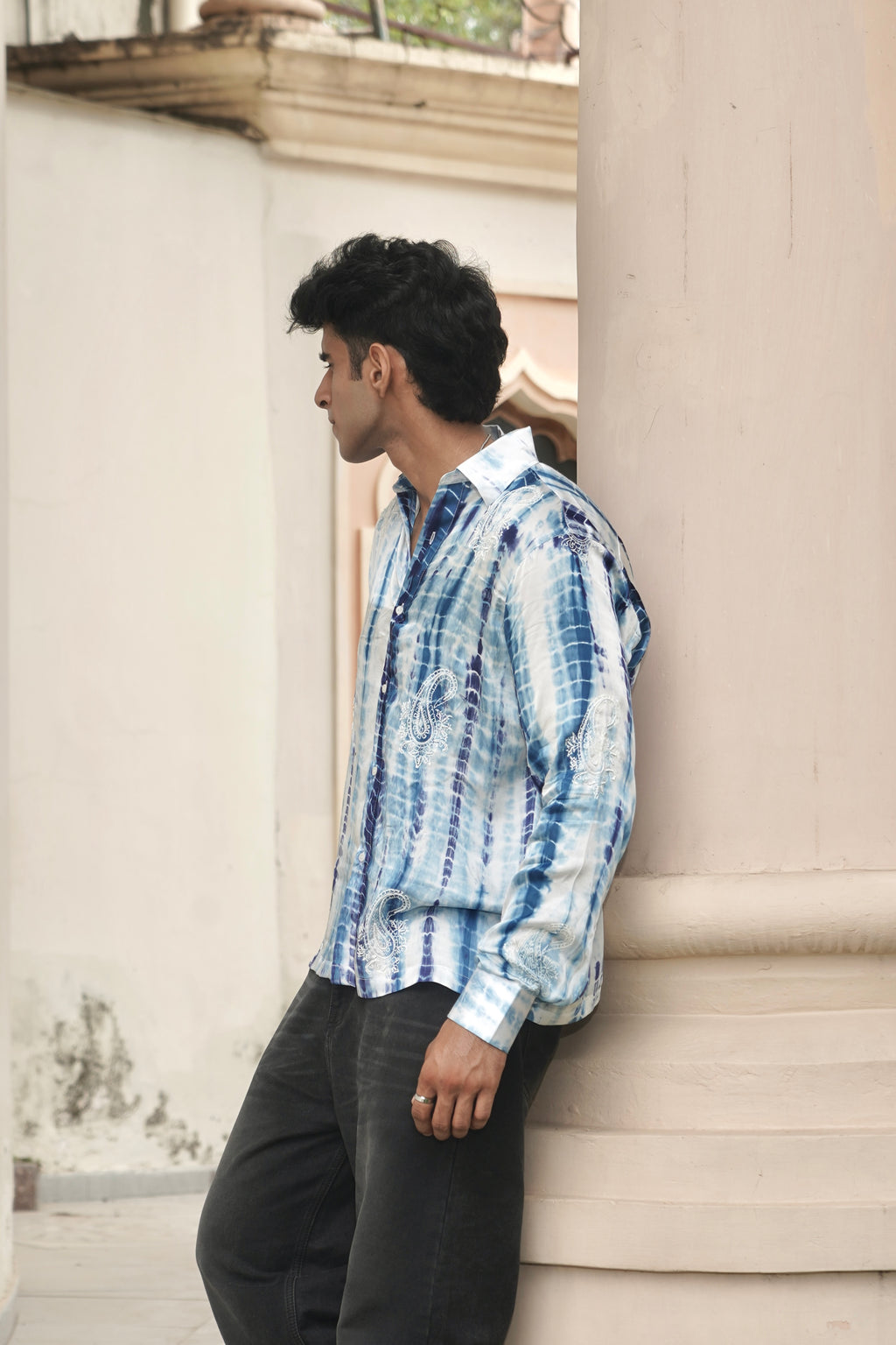 INDIGO TIE DYE SHIRT