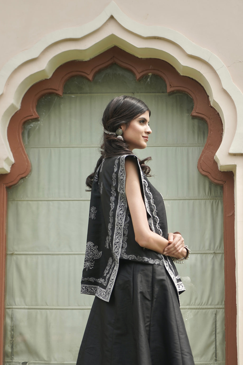 MIDNIGHT BLOOM SKIRT SET