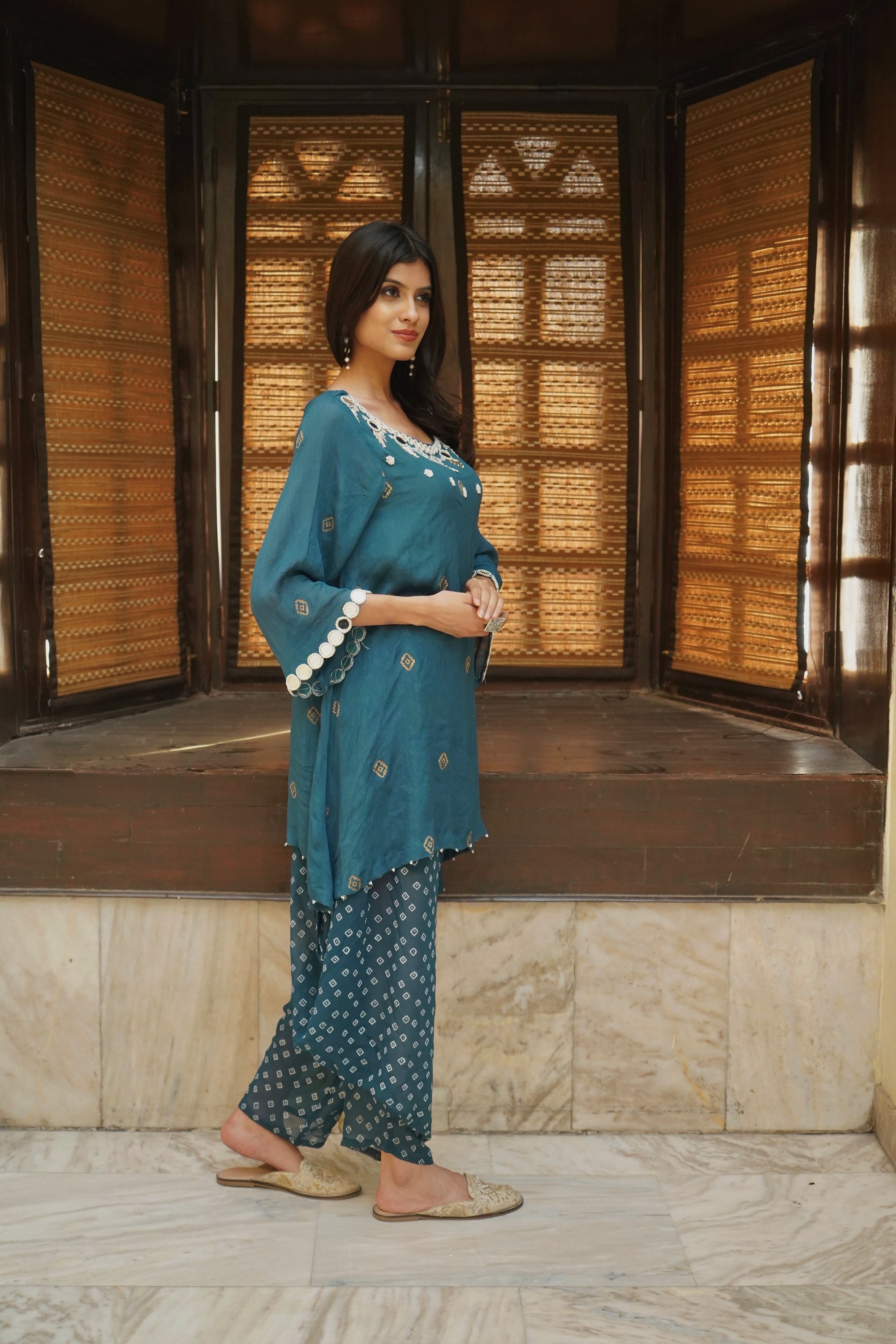 PEACOCK BLUE EMBROIDERED KURTA SET