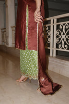 MAROON AND GREEN EMBROIDERED KURTA SET