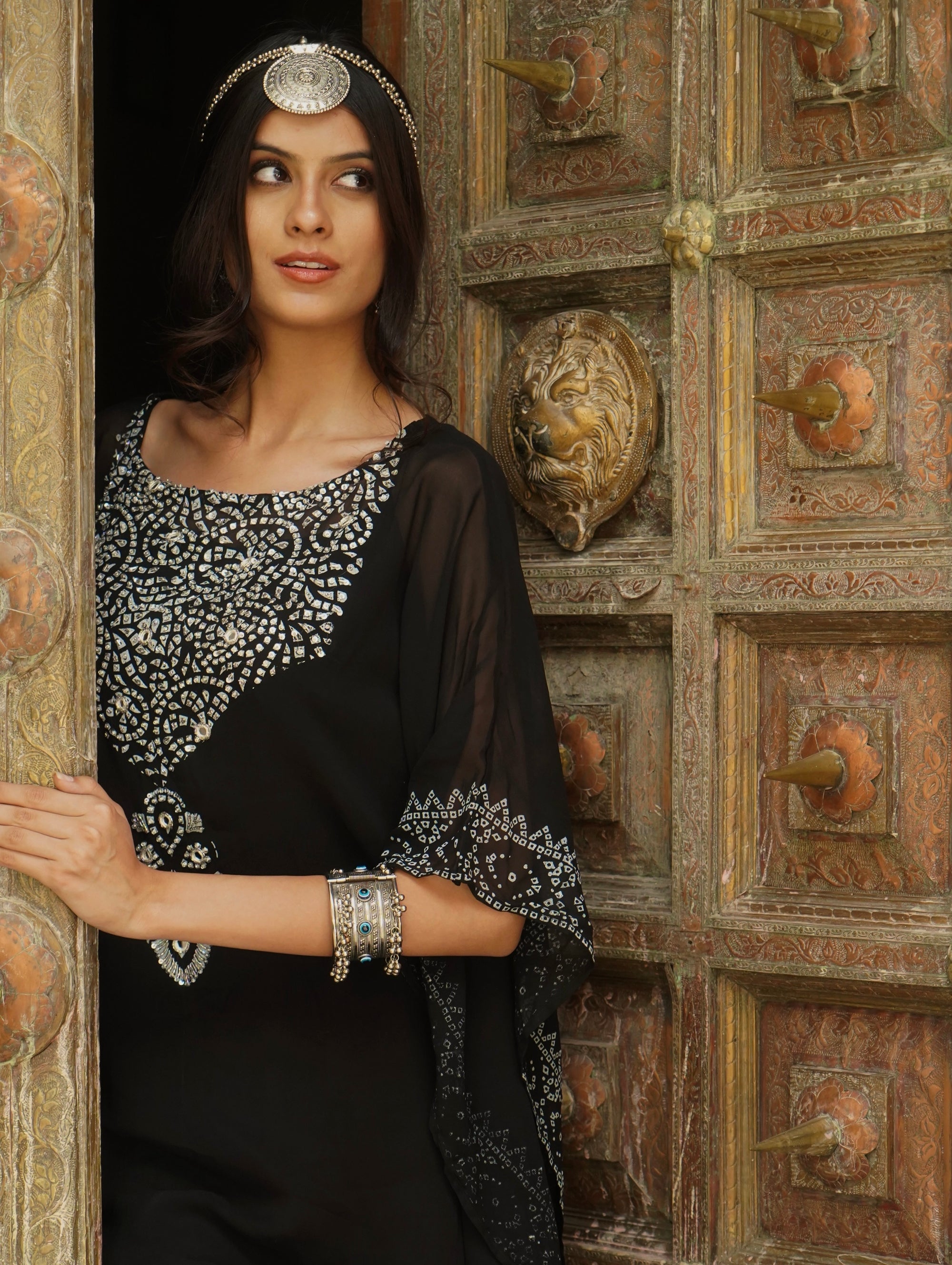 BLACK BANDHANI KAFTAN SET