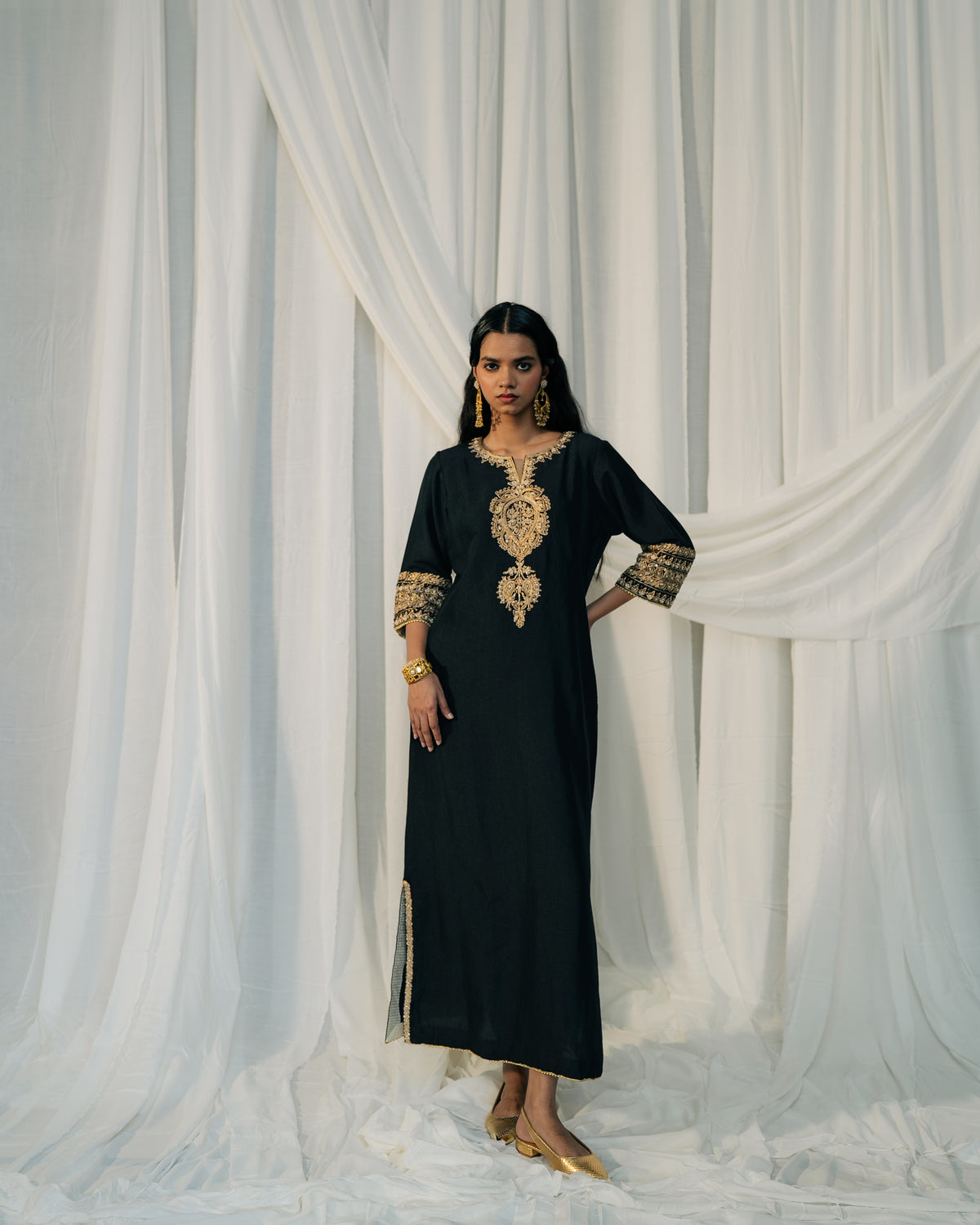 THE GILDED NOIR KAFTAN