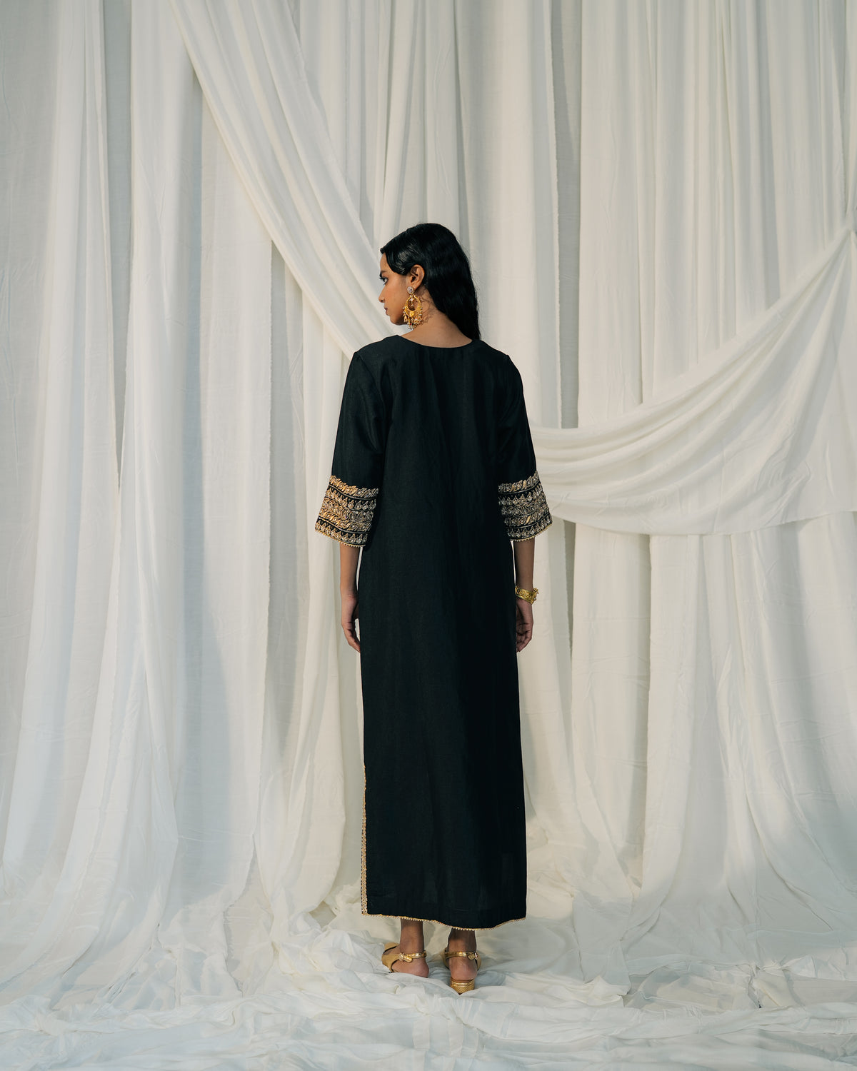 THE GILDED NOIR KAFTAN
