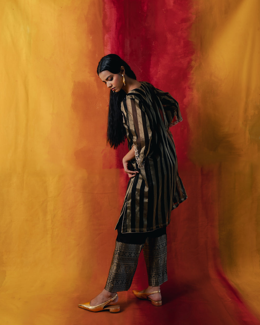 RHAPSODY KURTA SET IN BLACK