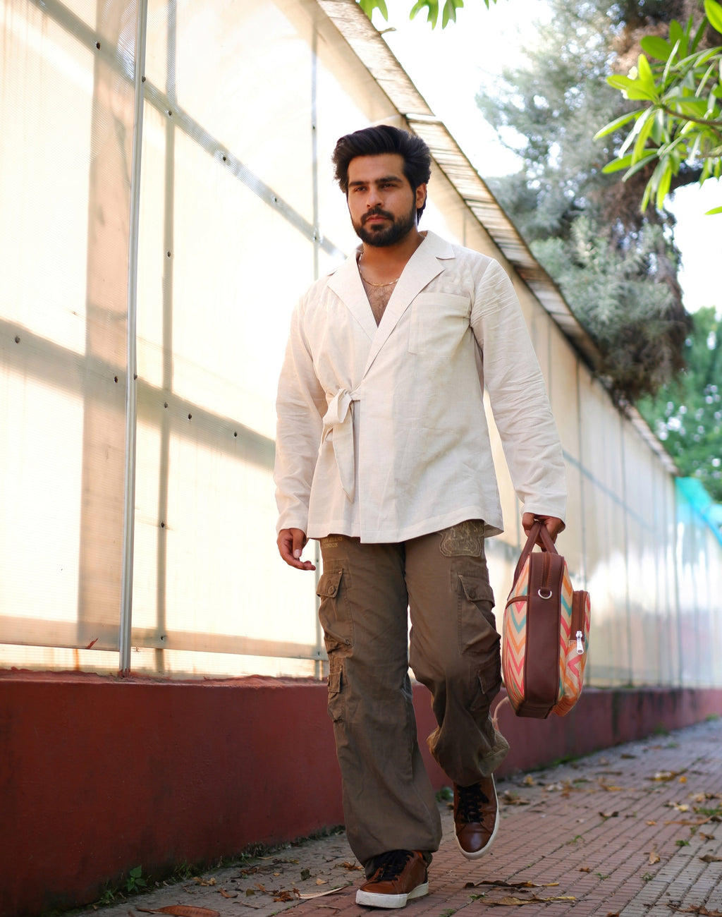 THE WRAP SHIRT IN BEIGE