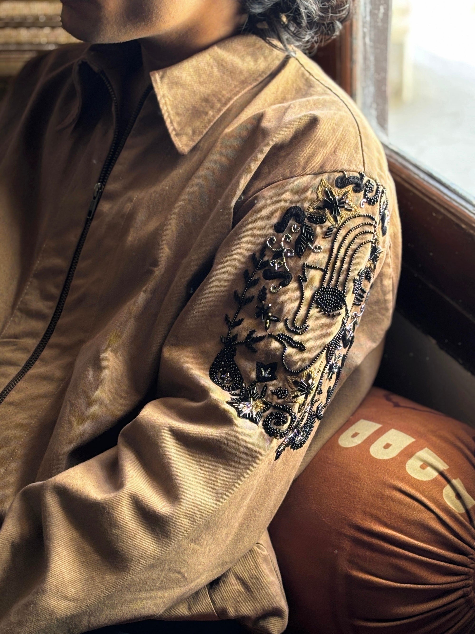 BROWN TATTOO JACKET SET