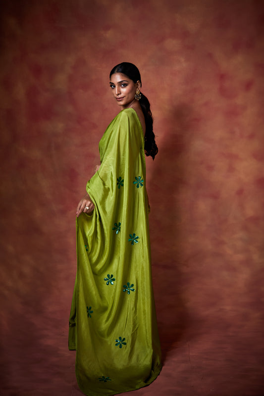 IN THE MEADOW SAREE